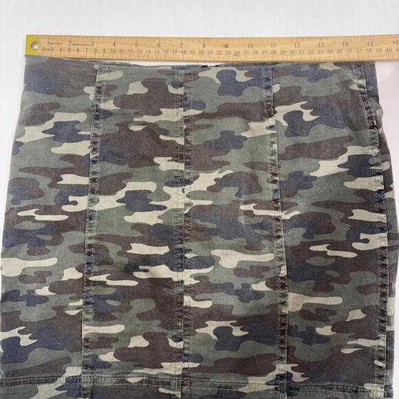 Y2K 90s We The Free People Distressed Faded Denim Mini Skirt Women’s Size 6 - Picture 6 of 9